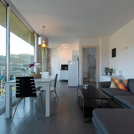 Oasis Holidays & Health - Con Rooftop Terrace *