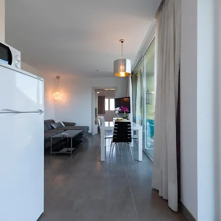 Oasis Holidays & Health - Con Rooftop Terrace Appartement *
